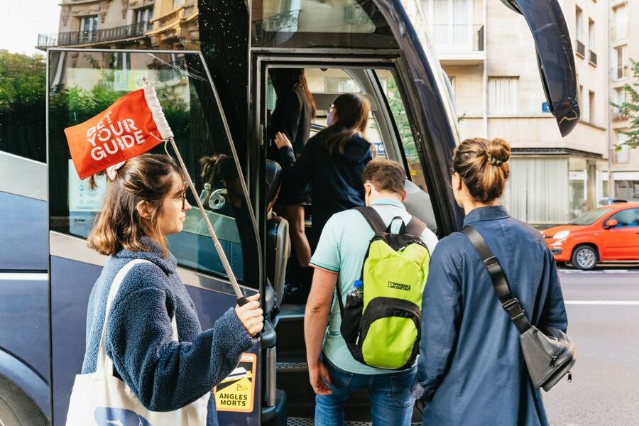 From Paris: Versailles Skip-the-Line Tour & Gardens Access - What to pack and wear: the small rules that keep the day smooth