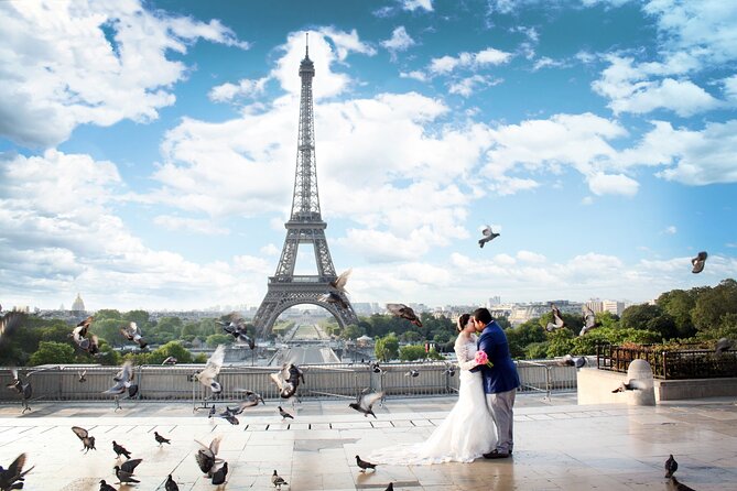 Full Day Private Tour of Paris in a Van with photoshoot included - Why this private van tour works for a first Paris day