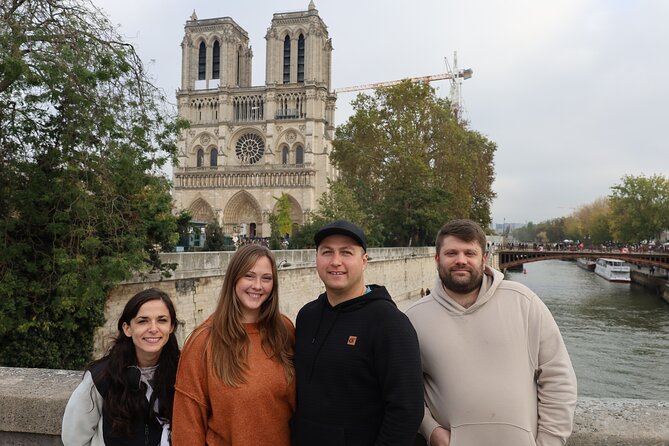 Full Day Private Tour of Paris in a Van with photoshoot included - Hotel pickup logistics, what to expect in real life