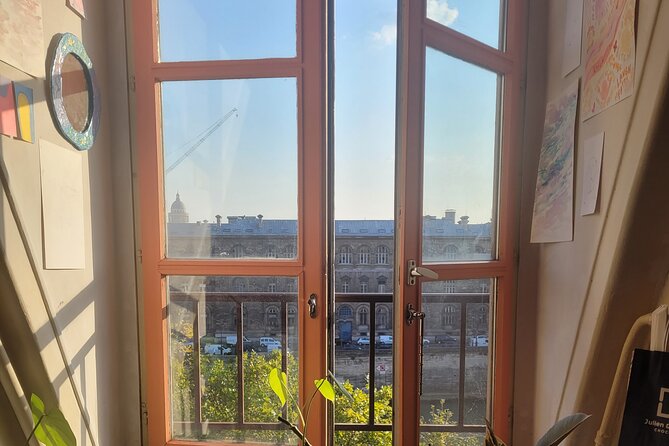 Fun Painting Class in a Professional Art Studio with a View - Timing and Getting There Without Stress
