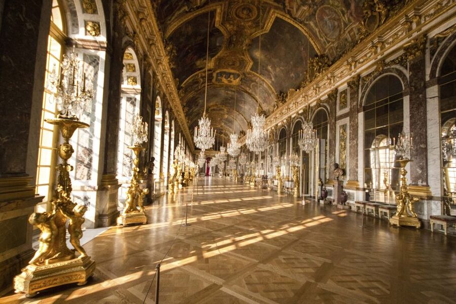 Gardens of Versailles Walking Tour & Palace Entry - Hidden Groves and Fountains: How the Tour Adds Meaning to the Photos