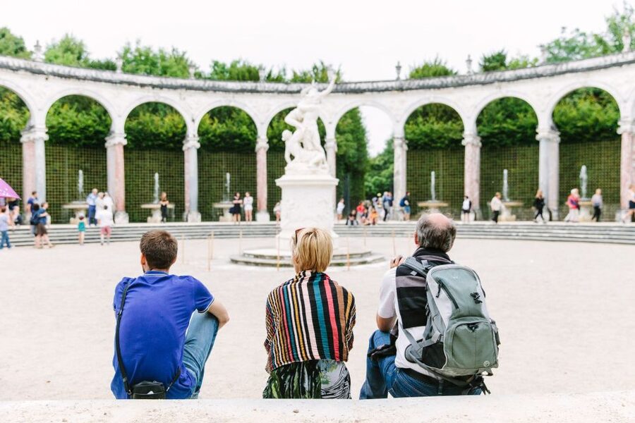 Gardens of Versailles Walking Tour & Palace Entry - Your Guide Matters, and You Get a Real Mix of Styles