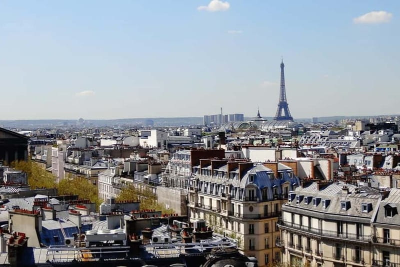 German private Walking Tour through Montmartre & Passages - Key highlights to know before you go