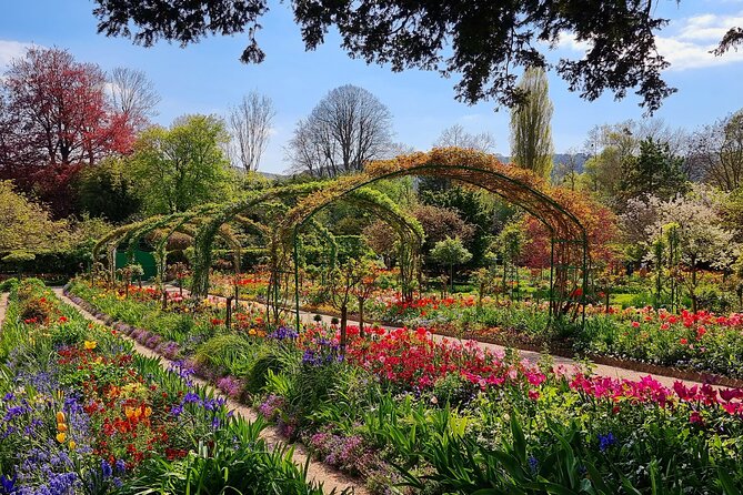 Giverny and Rouen Private Full Day Tour from Paris Van and Guide - The morning at Clos Normand, where Monet planted like an artist