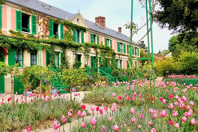 Giverny Auvers Van Gogh Private Guided Day Tour from Paris - Lunch in Giverny is on you, so build in time and flexibility