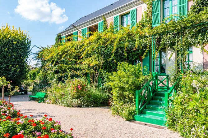 Giverny Monet's Gardens Entrance Ticket with Transport from Paris - Comfort and Self-Guided Reality: What You Need to Know Before You Go