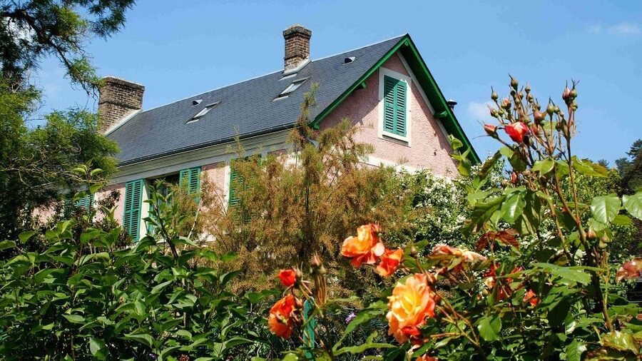 Giverny : Monet's house & Gardens Private tour from Paris - Who should book this private Monet tour from Paris?