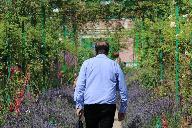 Giverny Private Half-Day Trip including Claude Monet' Gardens & House from Paris - Monet’s House: priority tickets, what’s guided, and what’s on your own