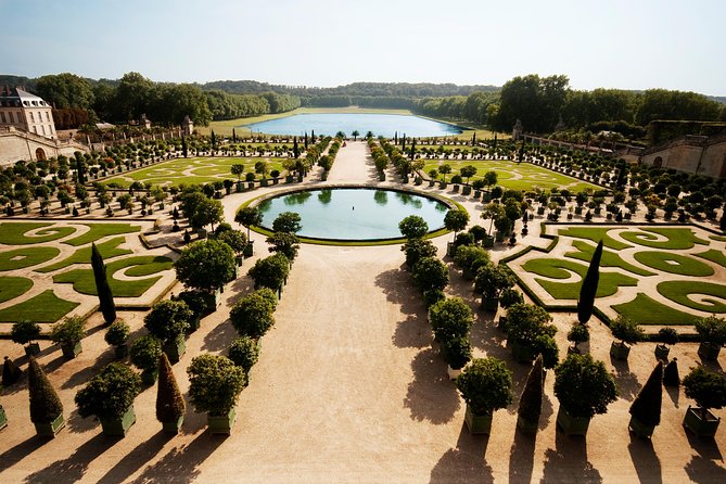 Giverny & Versailles Private Day Tour with Lunch from Paris - Pickup Timing in Paris, and What to Do About It