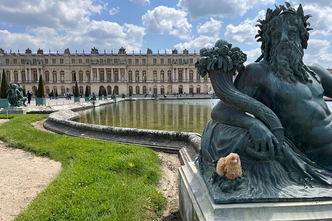 Giverny & Versailles Private Guided Tour with Ticket Entry - Price and logistics: what this day trip costs and why it can be worth it
