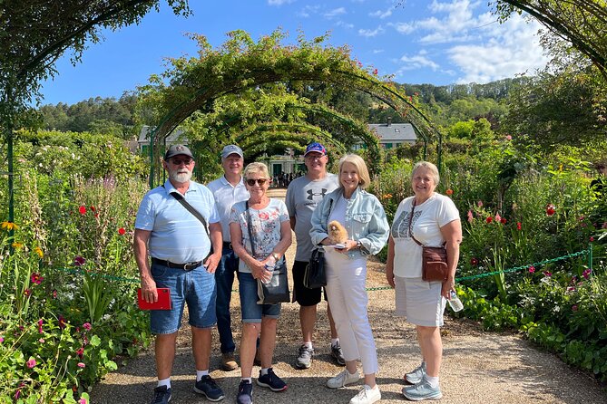 Giverny & Versailles Private Guided Tour with Ticket Entry - Who should book this tour, and who should consider a different option