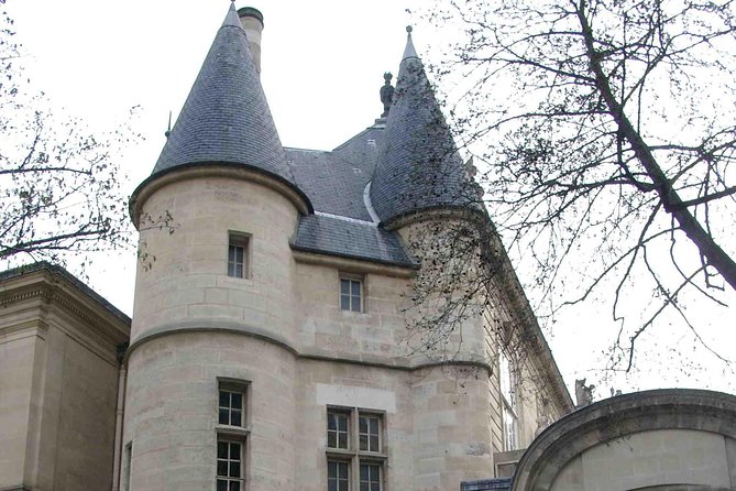 Gothic Paris - Castles & Cathedrals (Marais History Walk-Small Group Tour) - Place des Vosges: the square that organizes your eye