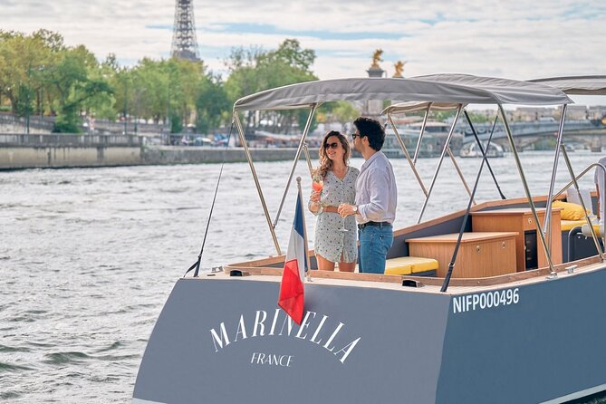Guided Luxury River Cruise & Walking Tour of Paris' Monuments - Key highlights at a glance