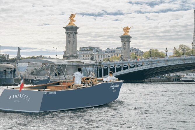 Guided Luxury River Cruise & Walking Tour of Paris' Monuments - The smart layout: walking first, then a luxury Seine cruise