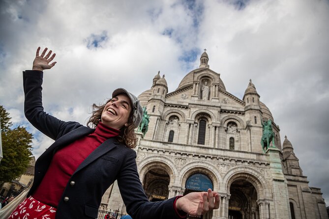 Guided tour of Montmartre in songs with a professional - Stop-by-stop: from Saint Jean de Montmartre to Place des Abbesses