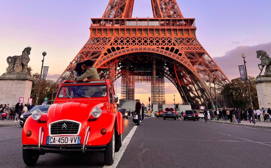 Guided Tour of Paris in Citroën 2CV - Price and value: is $234 for up to 3 people fair?
