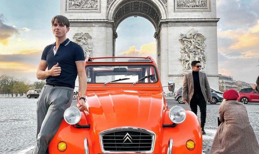 Guided Tour of Paris in Citroën 2CV - Timing, comfort, and how to get the best experience