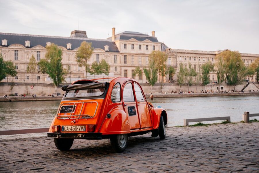 Guided Tour of Paris in Classic Convertible - FAQ