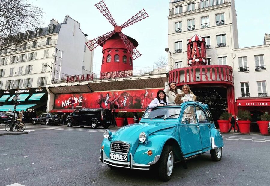 Guided Tour of Paris in Classic Convertible - Royal squares, the Seine banks, and movie-location Paris