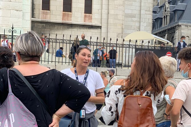 Guided Tour of Sacré-Coeur and Montmartre - Who should book this tour, and who should skip it