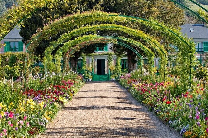 Half Day Giverny Monet's Gardens Tour - Price and value: is $167.18 worth it?