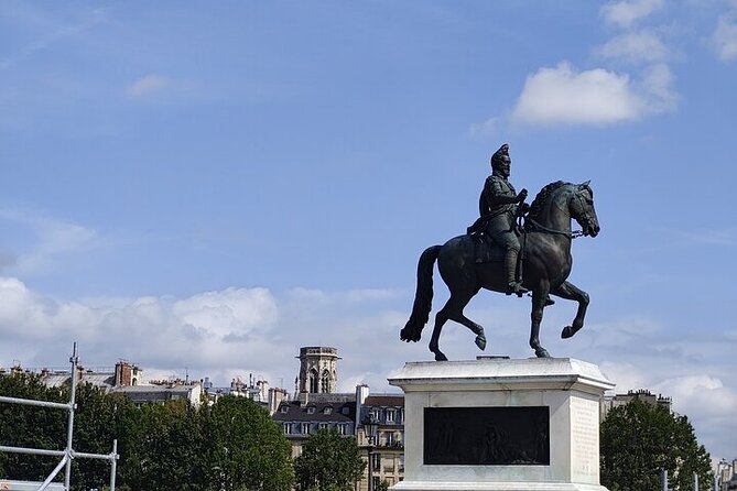 Half Day Paris Tour with Hotel pickup and drop - Louvre Glass Pyramid From Outside: The Smart Time-Saver