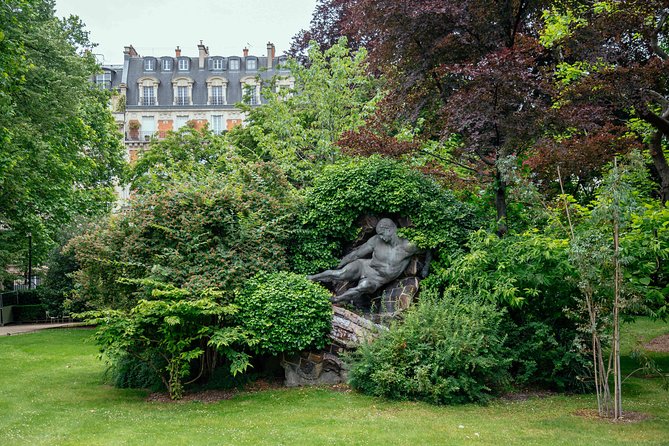Highlights & Hidden Gems of Ile de Cité & the Left Bank: Private City Tour - Notre Dame Neighborhood Without the Entry Stress