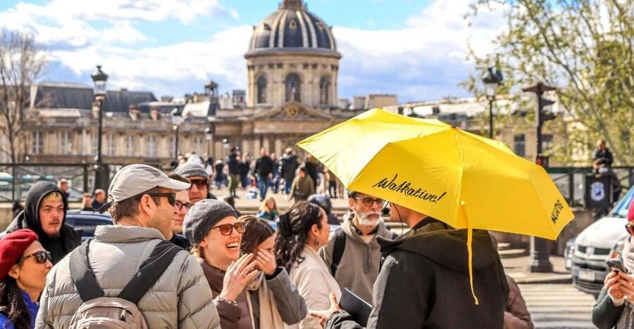 Historic Paris Walking Tour in English - Louvre: palace power and why the museum matters