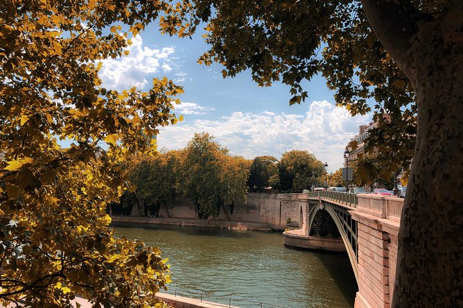 Historical Paris Walking Tour to Vibrant Food Market - From Pont au Change to the Quais de la Seine walking path
