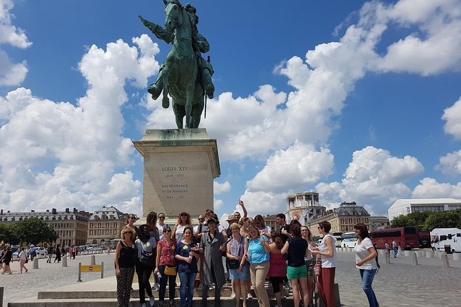 Historical treasure hunt in the city of Versailles - A D’Artagnan poison plot you solve on foot