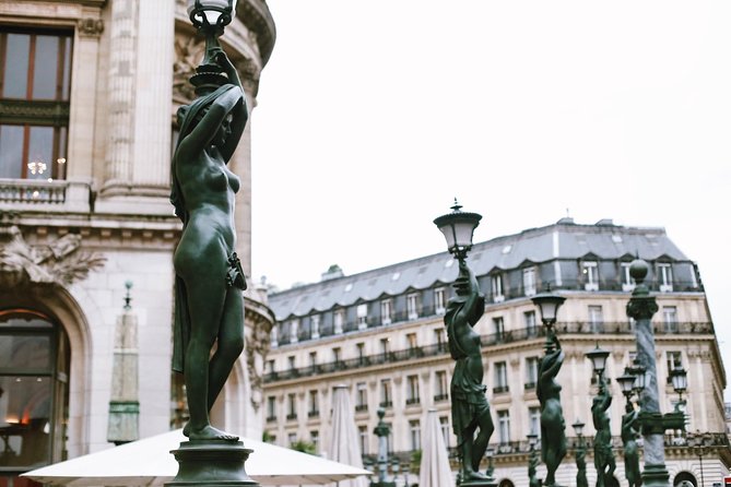 History of Paris City Center w/ Notre Dame Semi-Private 12ppl Max - The Louvre Area and Palais-Royal Gardens, Without Pretending This Is a Museum Tour