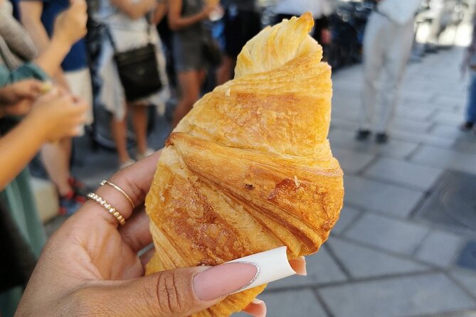 Latin Quarter Pastries & Chocolate Food Tasting Tour - Practical tips so you get the full experience