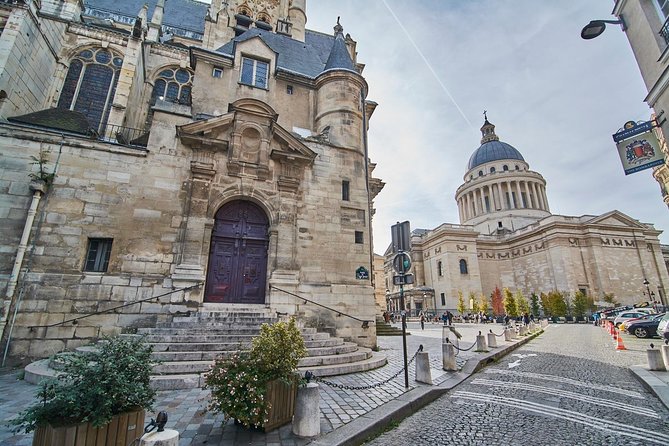 Latin Quarter Private Walking Tour - Place de la Contrescarpe and Fontaine Saint-Michel: Paris street life breaks