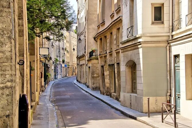 Le Grand Tour Half Day Private Walking Tour All the Main Sites - Price and value for a private group up to 8