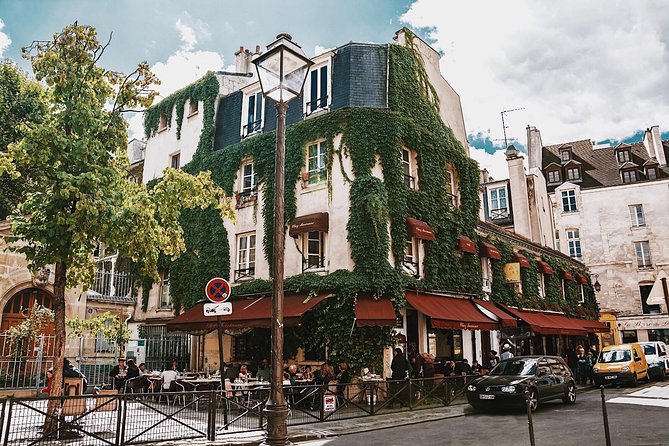 Le Marais District & Jewish Quarter - Exclusive Guided Walking Tour - Museums you can add on: Musée Carnavalet and Centre Pompidou