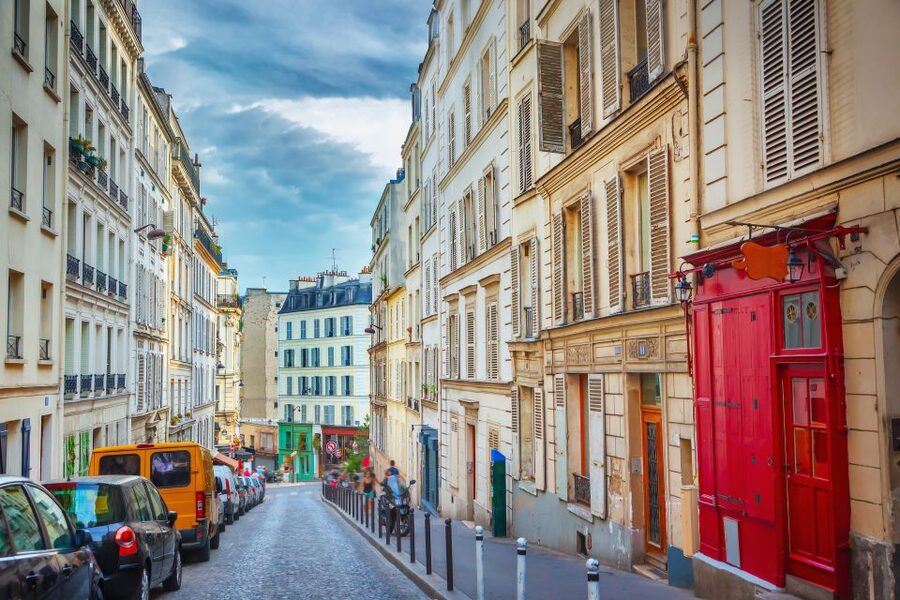 Le Marais: Explore Old Paris with a Local Host - Jewish bakeries and Marché des Enfants Rouges: history you can taste