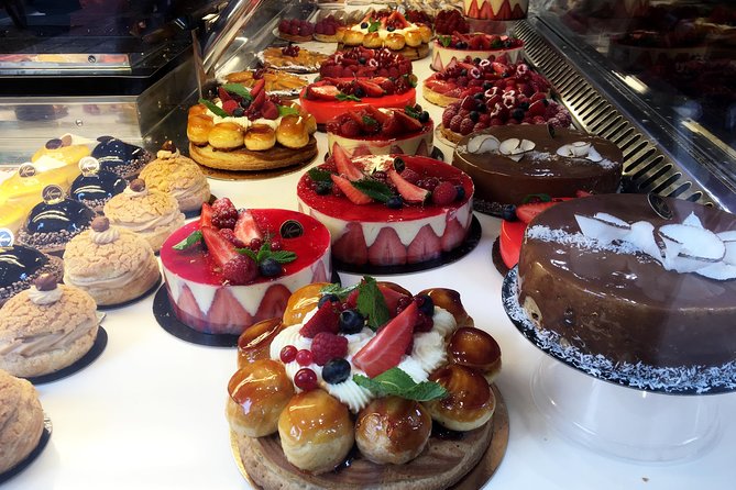 Le Marais Food Tour with a Local Guide: Private & Personalized - Around the Seine and République: getting oriented while you snack