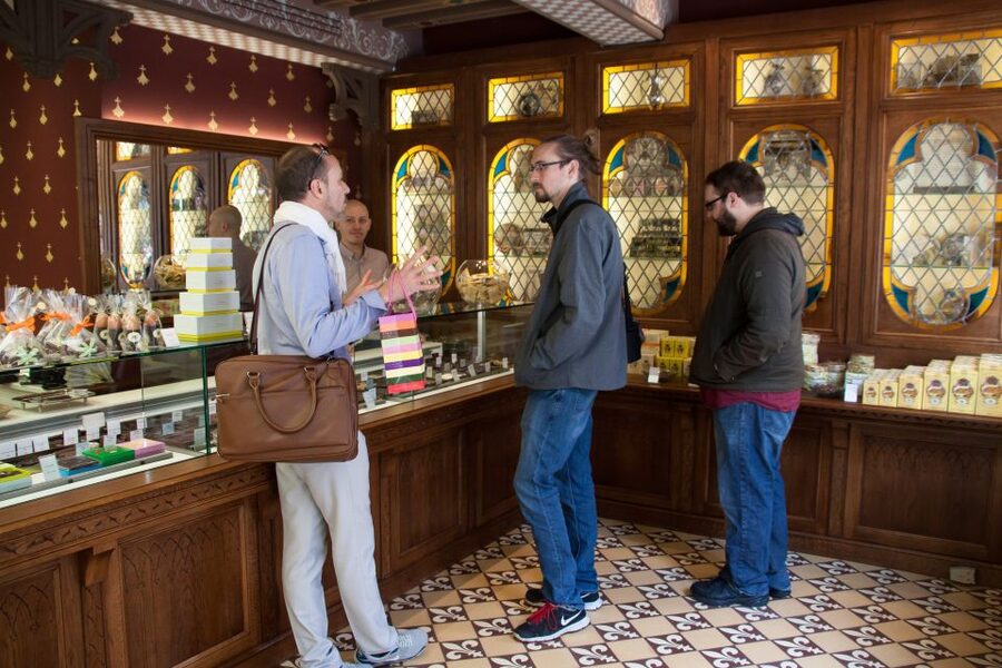 Le Marais: Pastry and Chocolate Food Tour - Key things I’d circle before you go
