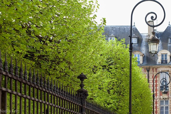 Le Marais Private Walking Tour - Private Format and Price: What You Actually Get