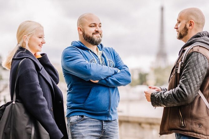 Le Marais Private Walking Tour with a Local, Explore its Old World Charm - Secret passages and courtyards: Passage de l’Ancre as a mindset