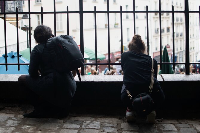 Learn the art of street photography in the heart of Montmartre! - What to bring, from iPhone to DSLR (and maybe a tripod)