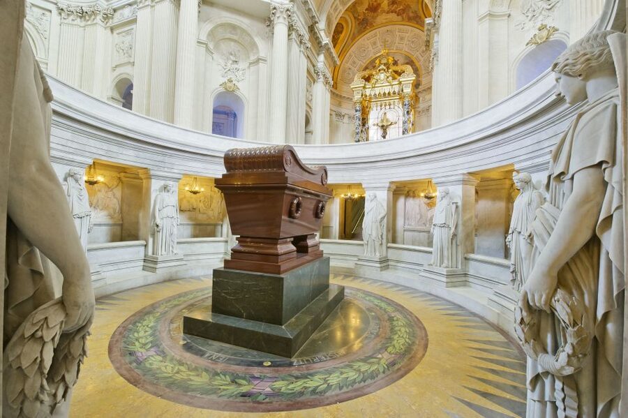 Les Invalides: Napoleon's Tomb & Army Museum Entry - Napoleon’s Tomb in the Dome Church: The Moment That Changes the Mood