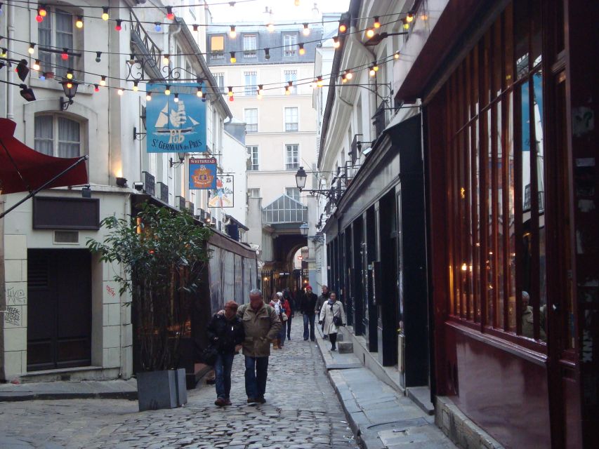 Lifestyle Tour of Saint-Germain-des-Prés - Boutiques and Gourmet Stops: What to Look For While You Walk