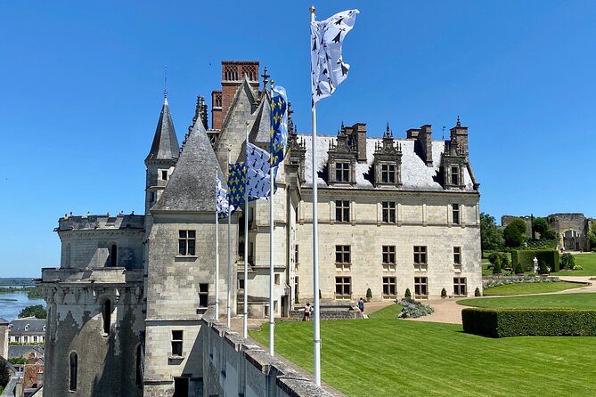 Live Guided Chenonceau, Chambord, Amboise Castles trip from Paris - What’s included at each step, and what you should plan for