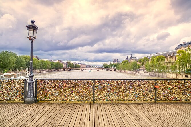 Live, Laugh, Love Along the Seine: Self-Guided Romantic Tour - Who this Seine romance game is best for