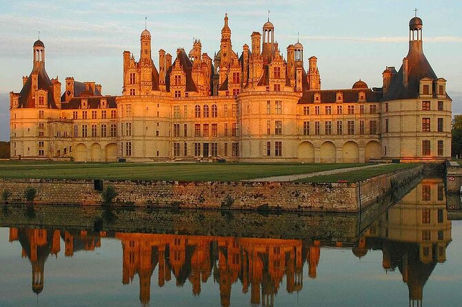 Loire 3 Best Castles with Wine Tasting Private trip from Paris - Plou et Fils Wine Tasting: 7+ Wines, Family Roots Since 1508