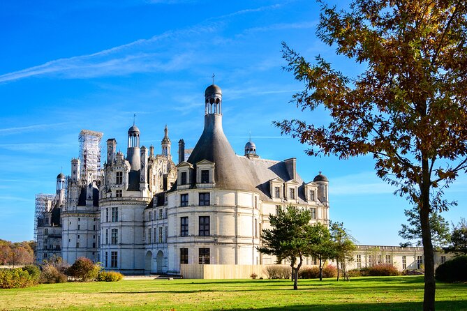Loire Valley - Chambord Castle - DayTrip from Paris - Guides Matter: The Difference Between Seeing and Understanding