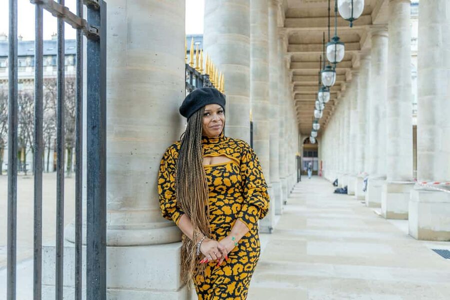Louvre area photo shoot by Paris photographer - Price and Value: Why $39 Can Be a Smart Spending Choice