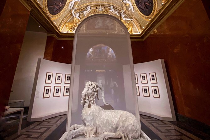 Louvre Highlights & Mona Lisa Access with Expert Guide - The Main Route: Sculpture Icons and Painting Favorites You Will Actually Remember