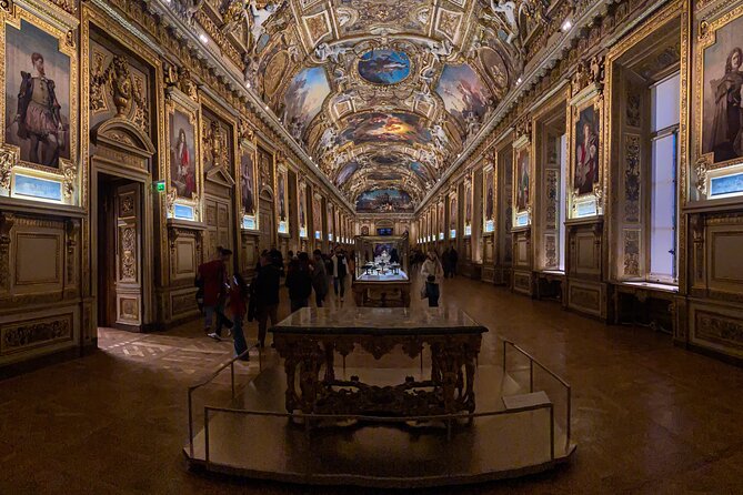 Louvre Highlights & Mona Lisa Access with Expert Guide - Guides Make the Difference: What the Reviews Keep Proving